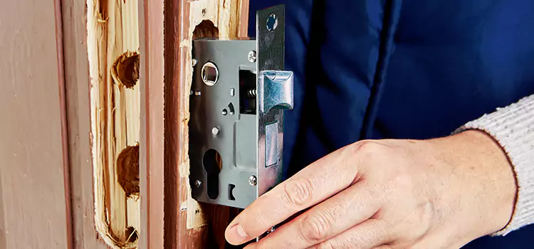Garage Door Lock Replacement North Tustin